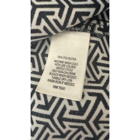 2/$30 Adrienne Vittadini Size 10 Black/White Geometric Sleeveless Sheath Dress - Picture 14 of 16
